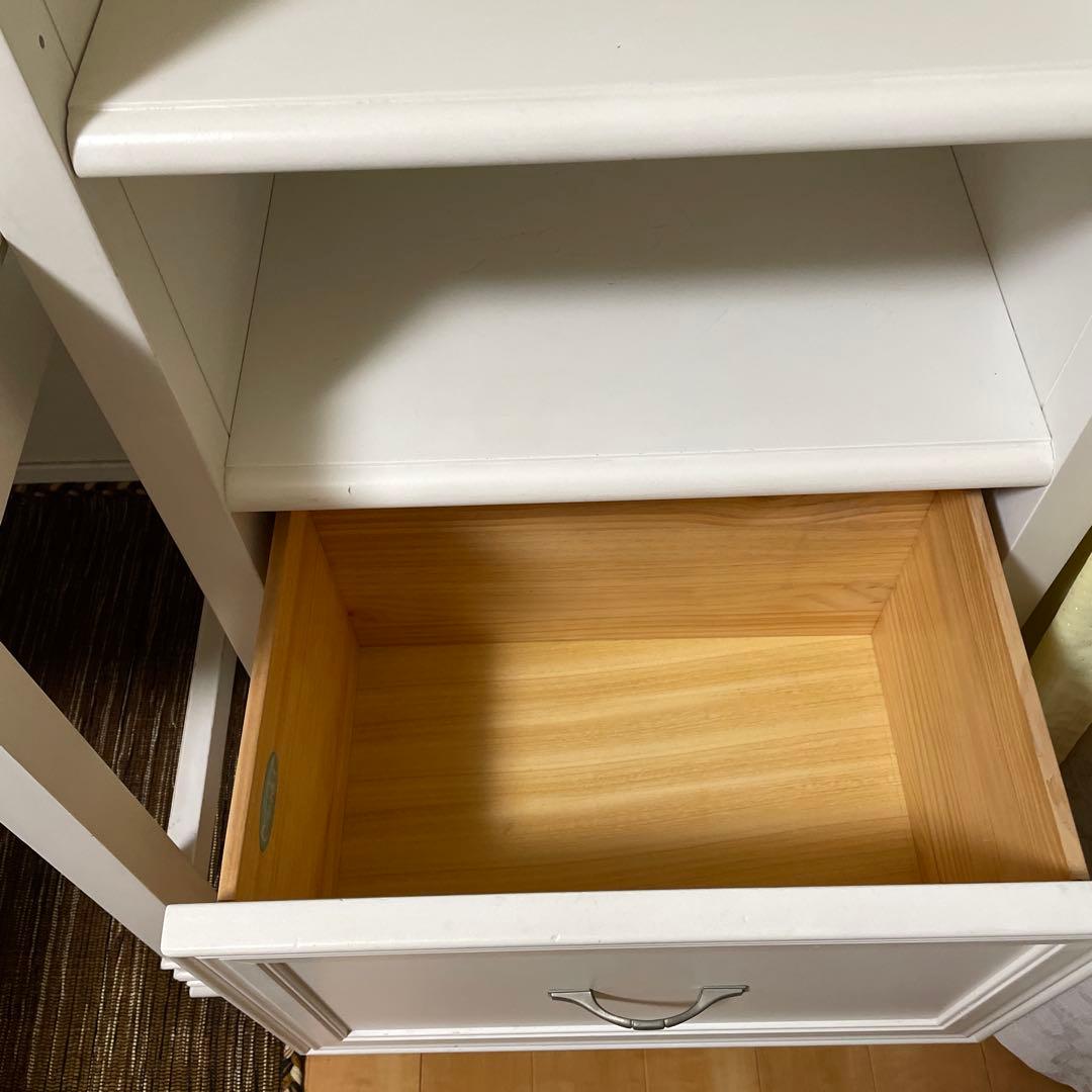 Alan Vu 様　Cafe Kid ホワイト本棚 4段 引き出し付き