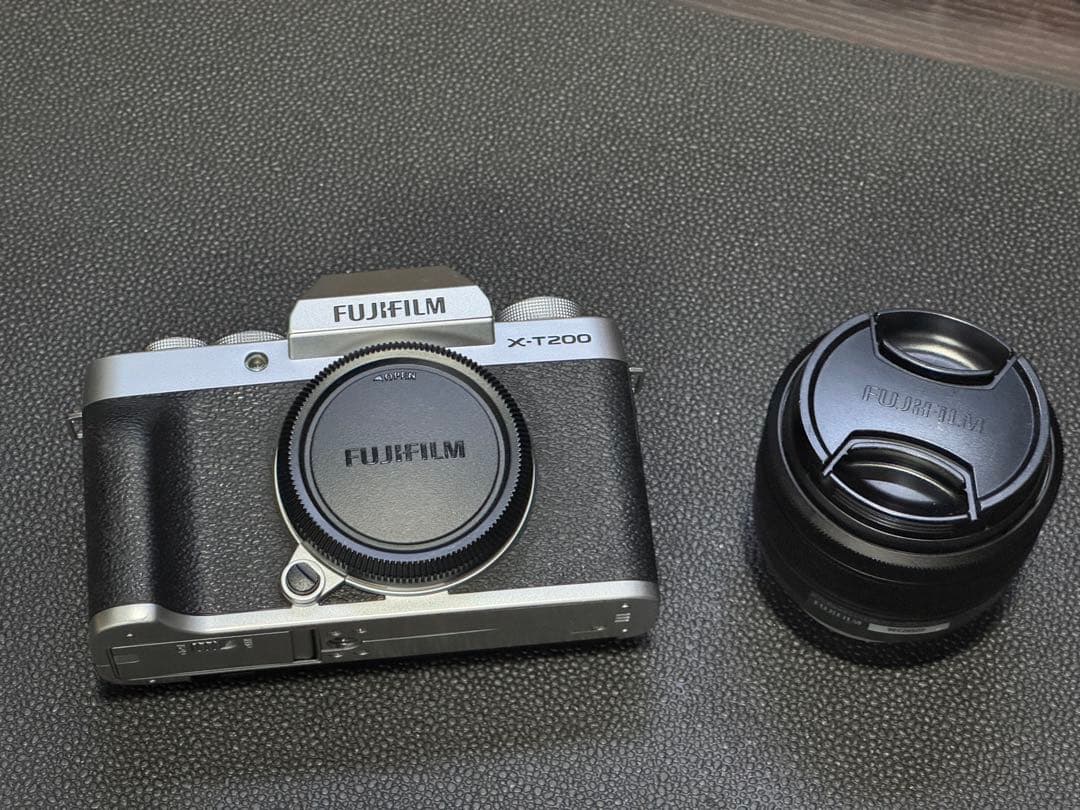 FUJIFILM X-T200 ミラーレスカメラ