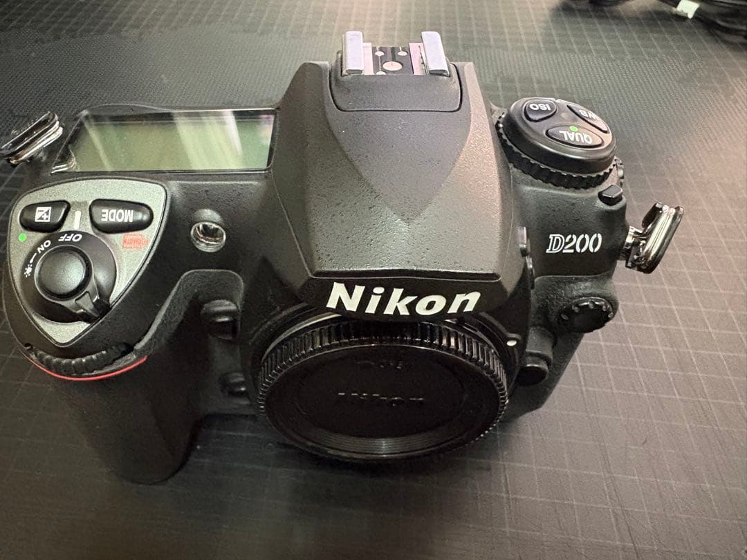 美品 Nikon D200 ボディ CCDセンサー