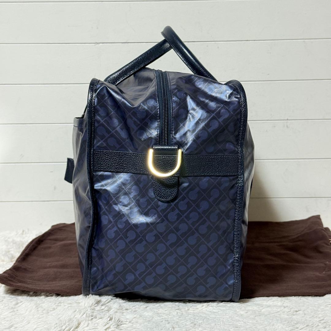 未使用✨ゲラルディーニ　ソフティ　ボストンバッグ　総柄　ネイビー　PVC 撥水