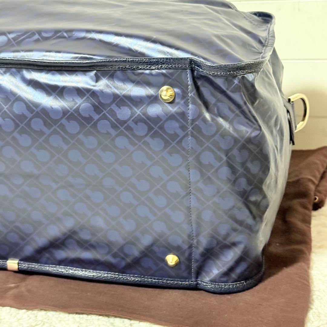 未使用✨ゲラルディーニ　ソフティ　ボストンバッグ　総柄　ネイビー　PVC 撥水