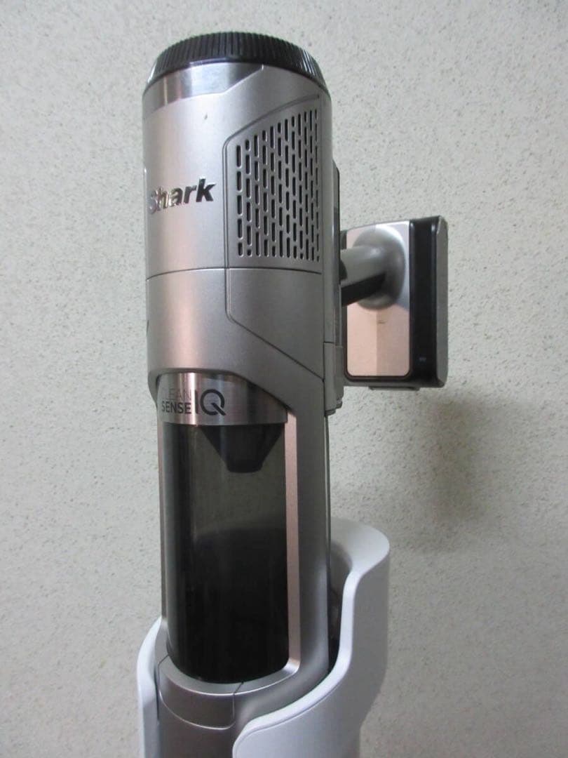 Shark シャーク CleanSense iQ+コードレススティッククリーナー