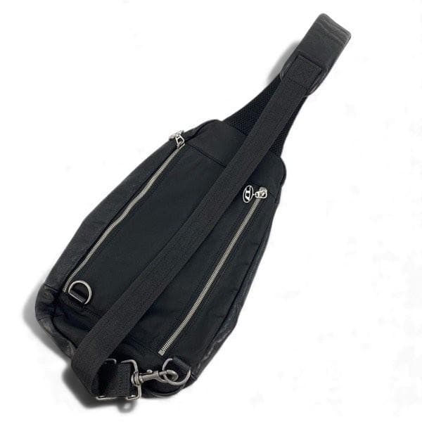 美品 定価4.8万 DIESEL ディーゼル レザー ショルダー ボディバッグ