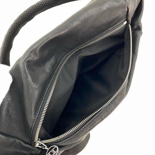 美品 定価4.8万 DIESEL ディーゼル レザー ショルダー ボディバッグ