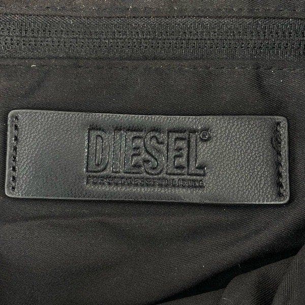 美品 定価4.8万 DIESEL ディーゼル レザー ショルダー ボディバッグ
