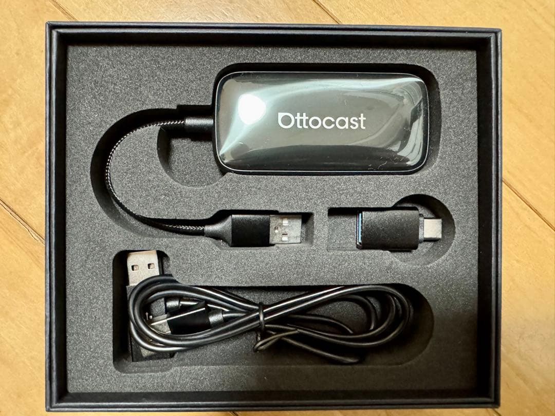 Ottocast Play2Video Ultra 【新品同様】