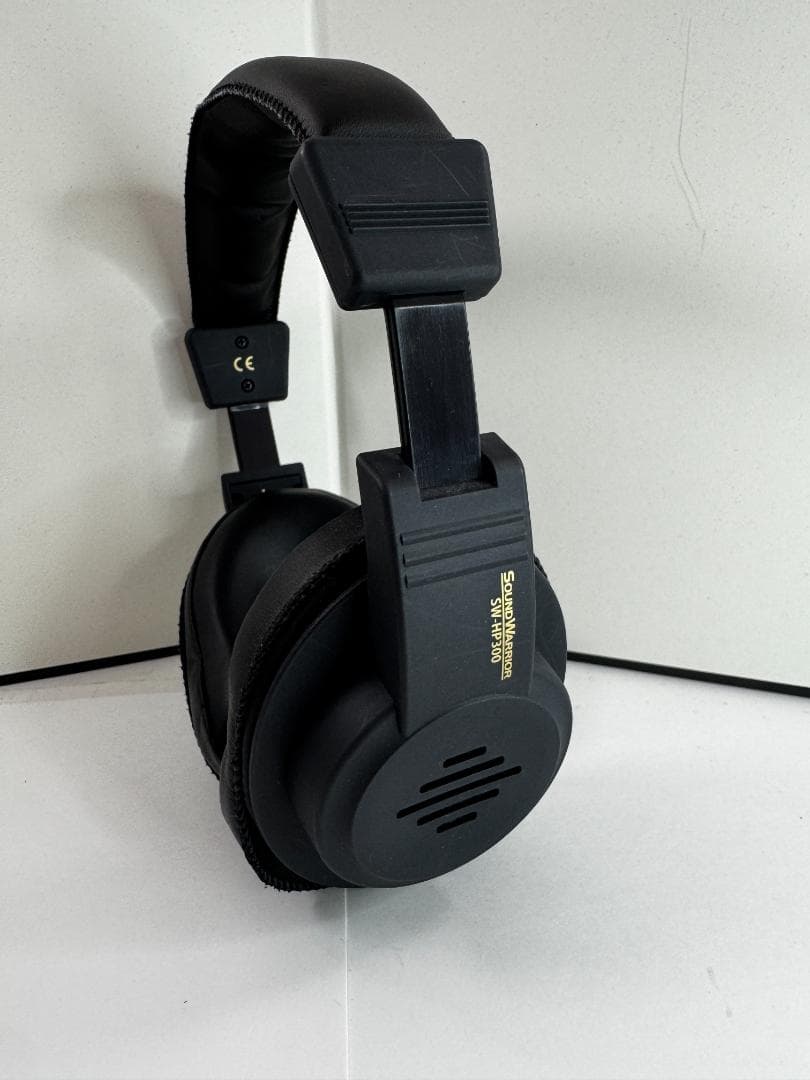 ヘッドホン SOUND WARRIOR SW-HP300