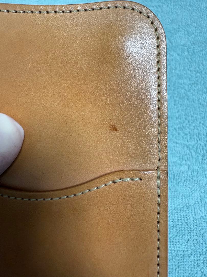 ワイルドスワンズ　タング　サドルプルアップ　ナチュラル＋カラビナキーリングL