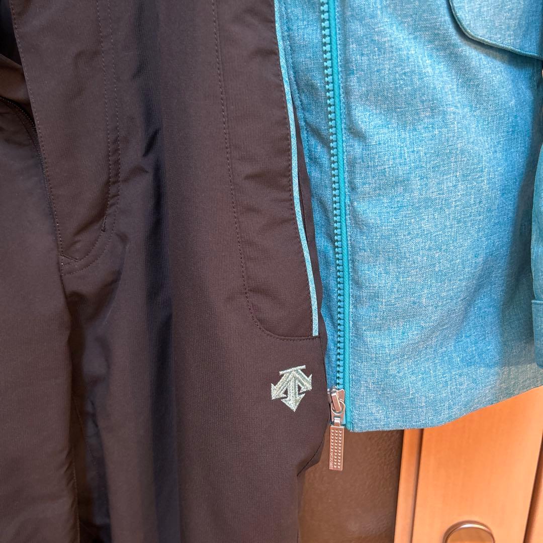 女性用DESCENTEスキーウェア上下 ブルー/ブラック