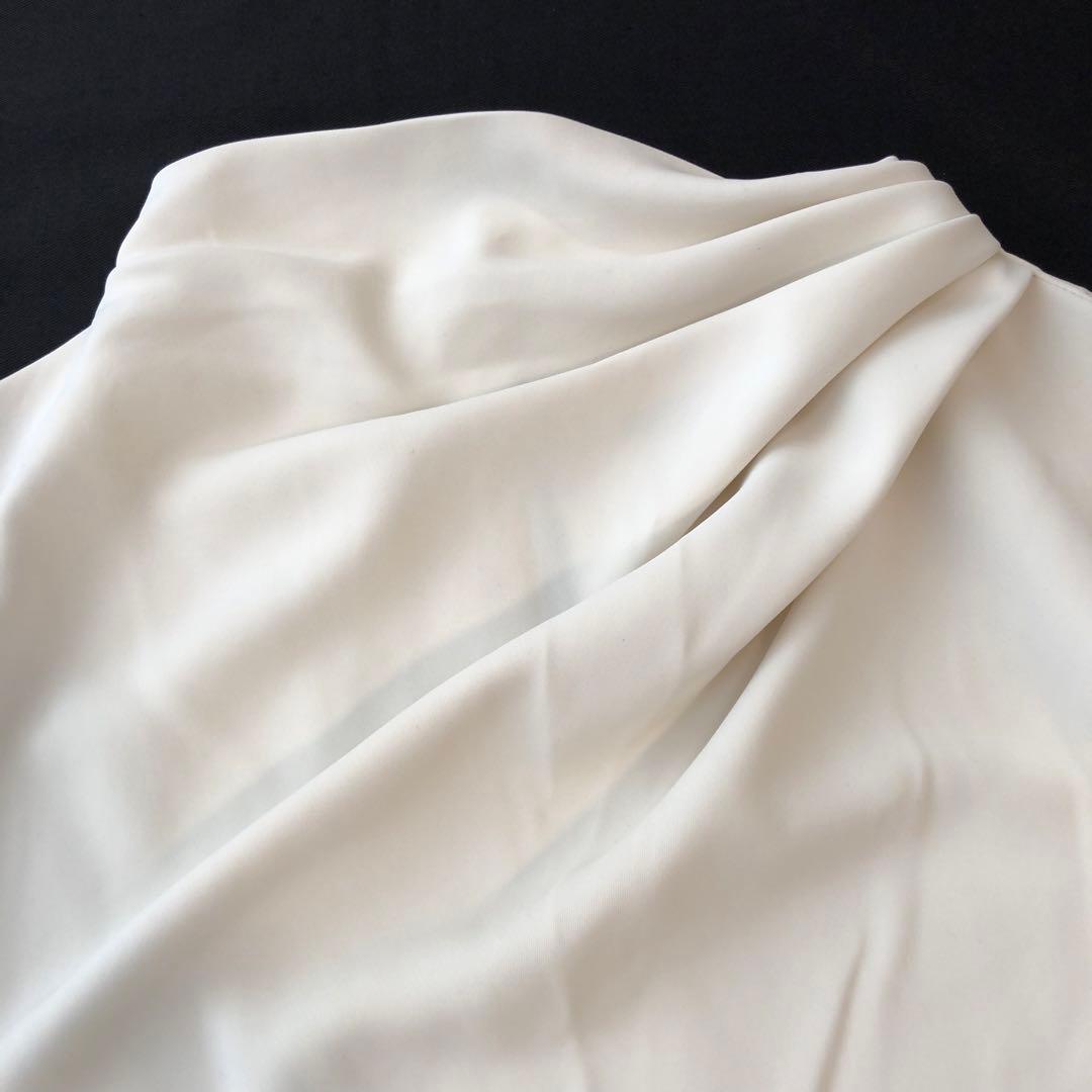 anuans アシンメトリードレープネックブラウス