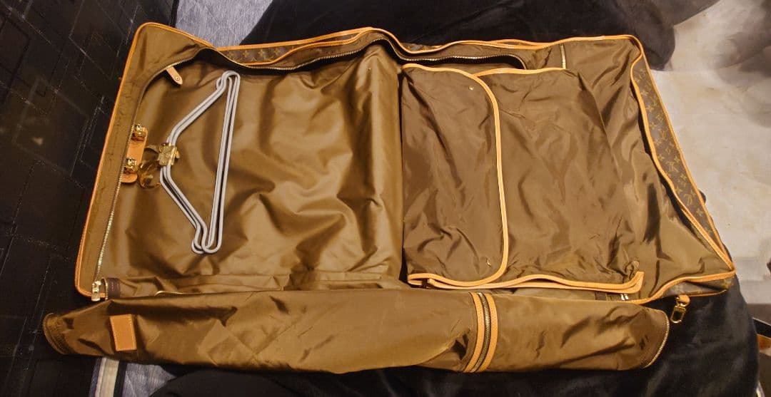 レ*オ様 LOUISVITTON モノグラム ガーメントケース ガーメントバッグ