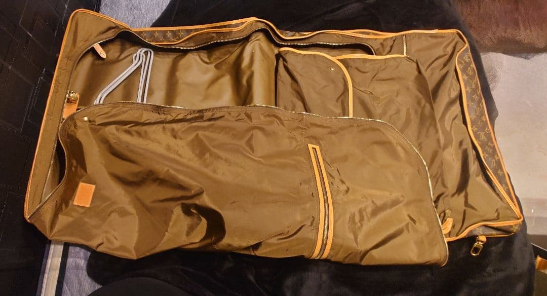 レ*オ様 LOUISVITTON モノグラム ガーメントケース ガーメントバッグ