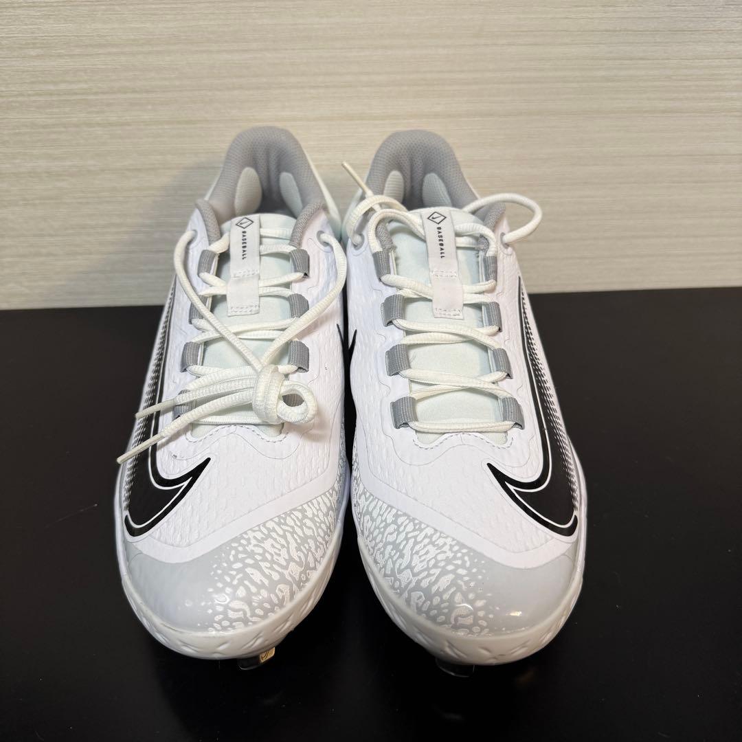 Alpha Huarache Elite 4 Low 野球 スパイク 白 金具