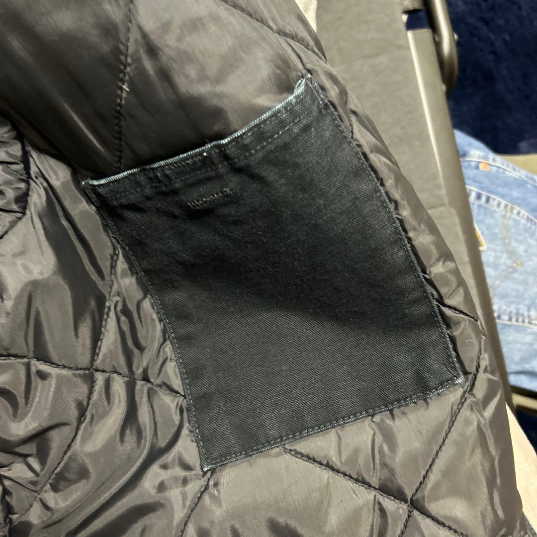 carhartt トラディショナルコート　紺色