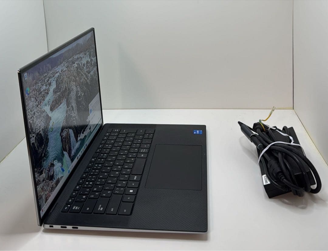 Windowsノート本体 Dell Precision 5560