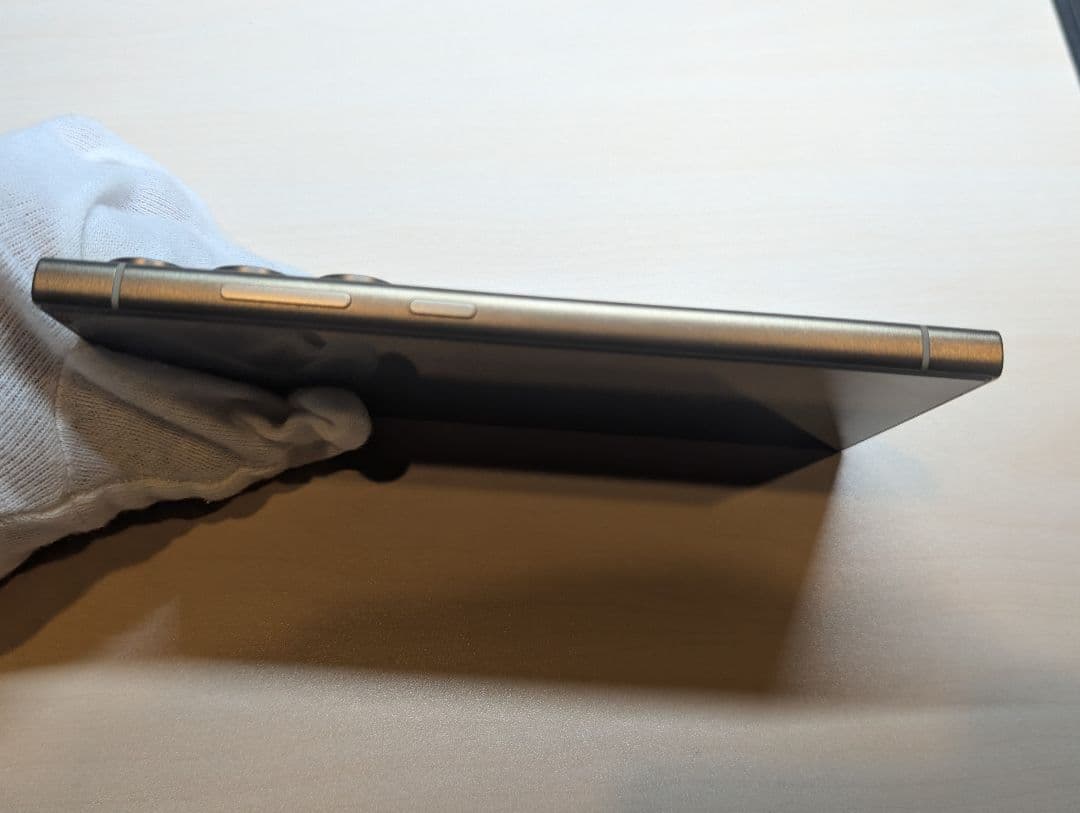 韓国版　Galaxy S24 Ultra チタニウムイエロー　ROM256GB