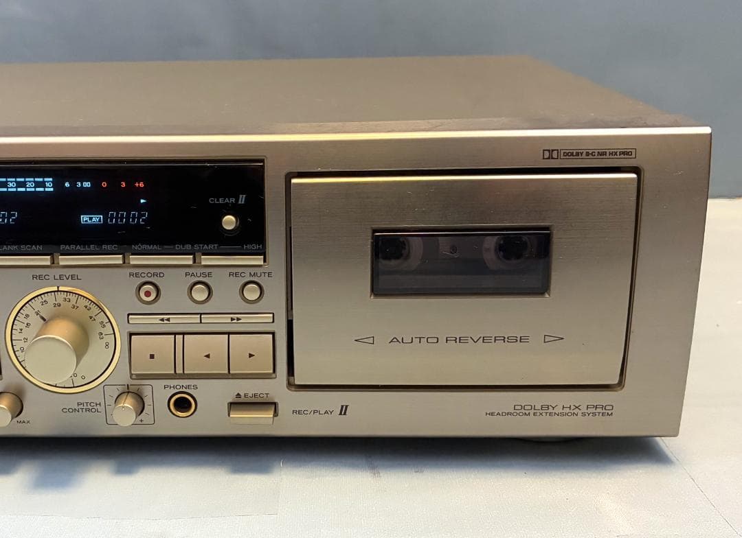 【動作OK！！】ダブルカセットデッキ　TEAC　W-860R　ゴールド