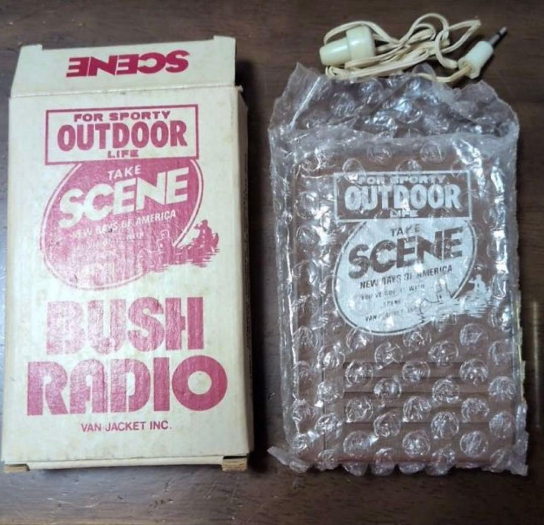 VAN SCENEブランド BUSH RADIO イヤフォン付き