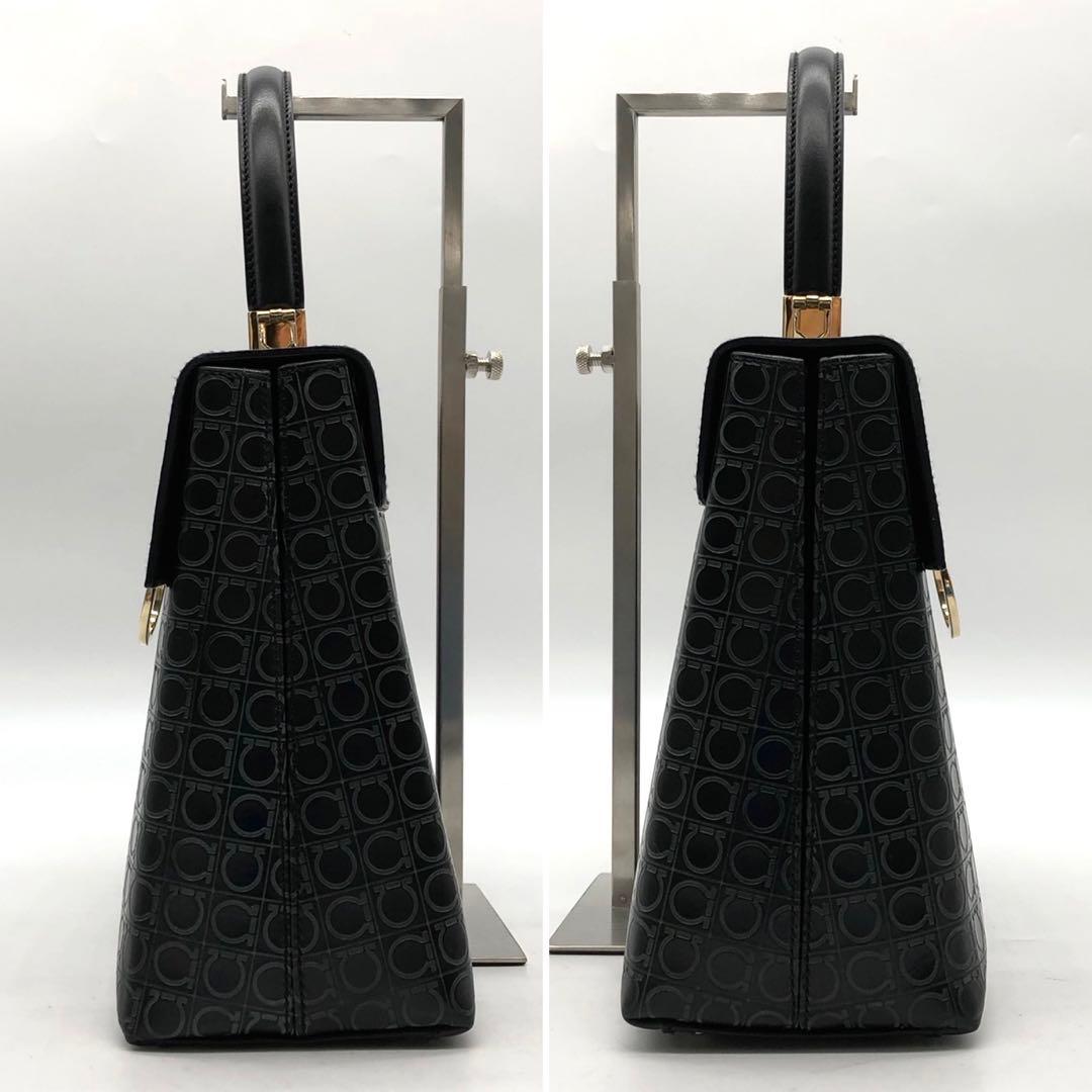 ✨美品・付属品完備✨フェラガモ ハンドバッグ 2way ガンチーニ 総柄 レザー