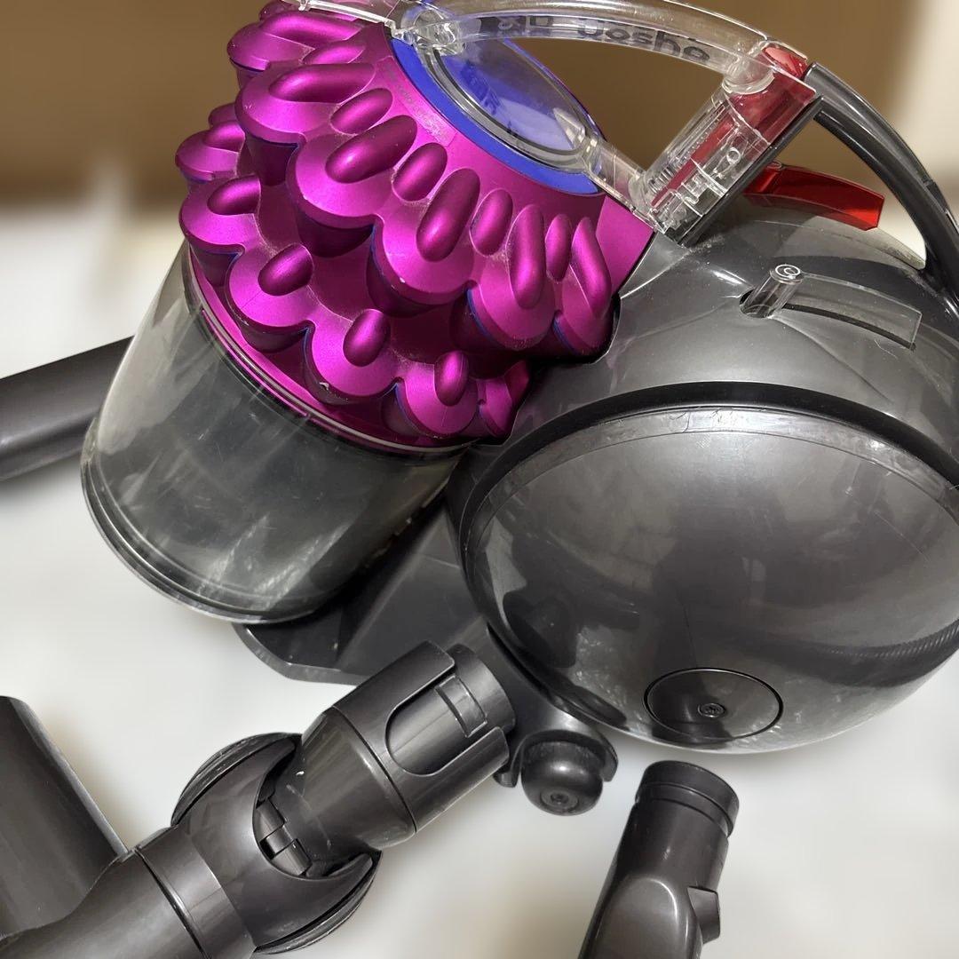 Dyson DC63 掃除機　先端ノズル付属品付き