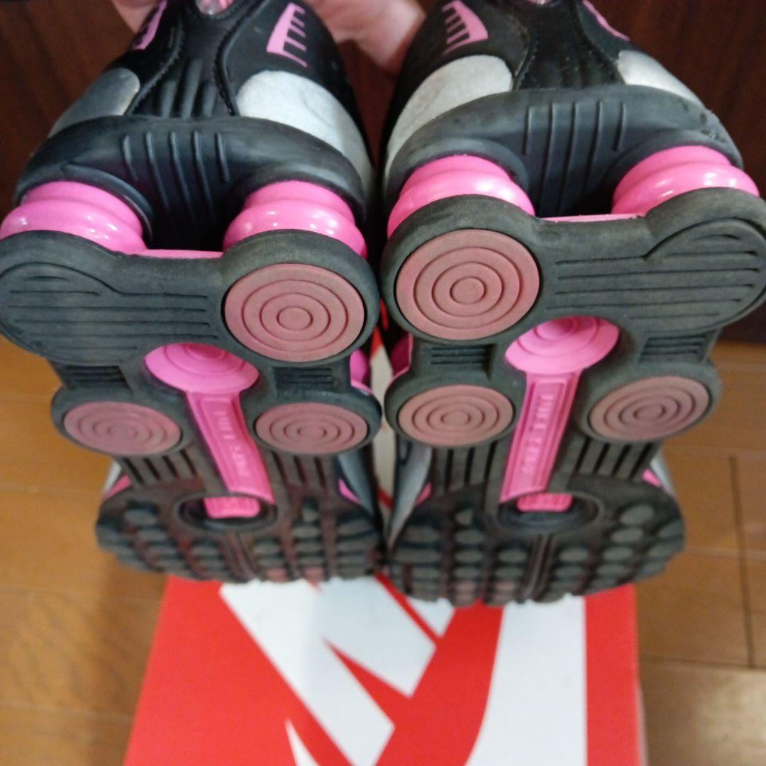激レア Nike Shox R4 ナイキ ショックス スニーカー シルバー