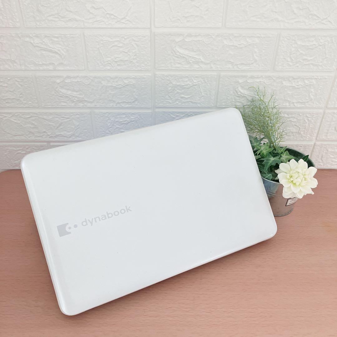 Windows11✨メモリ8GBでサクサク☘️カメラ付すぐ使えるノートパソコン白