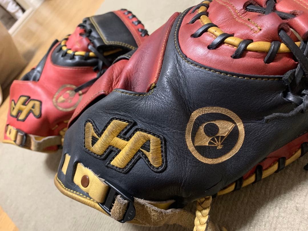 ハタケヤマ　M2 キャッチャーミット2個セット　展示会限定品