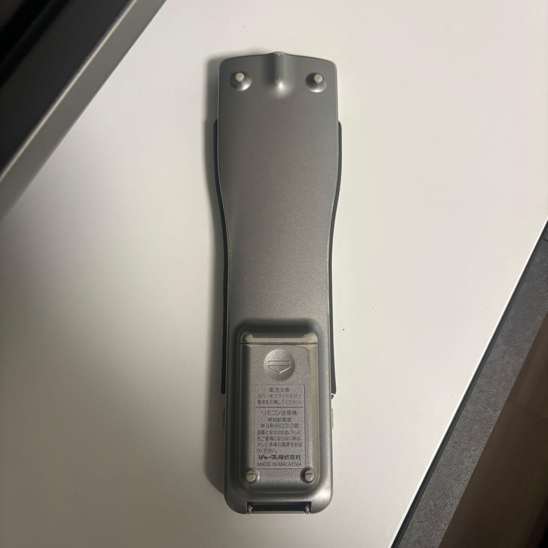 AQUOS 2005年製 37インチ 液晶カラーテレビLC-37GD6