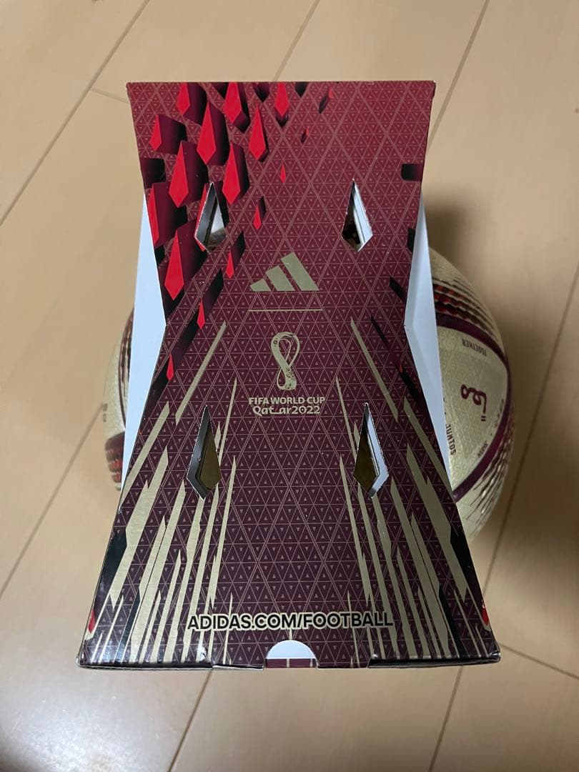 adidas 2022カタールワールドカップ決勝公式試合球 アルヒルム　値下げ⭕️