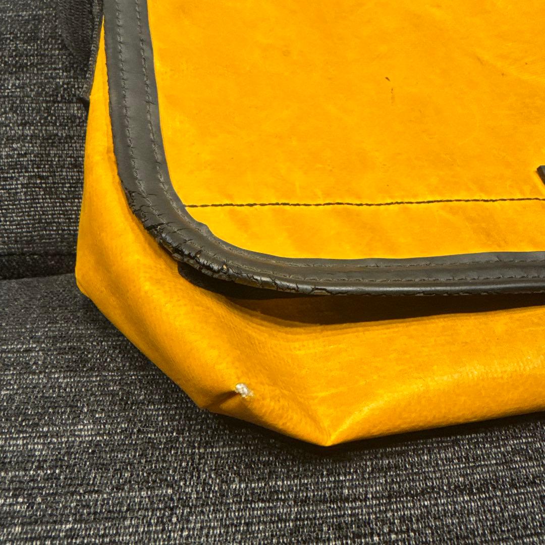 FREITAG フライターグ　イエロー