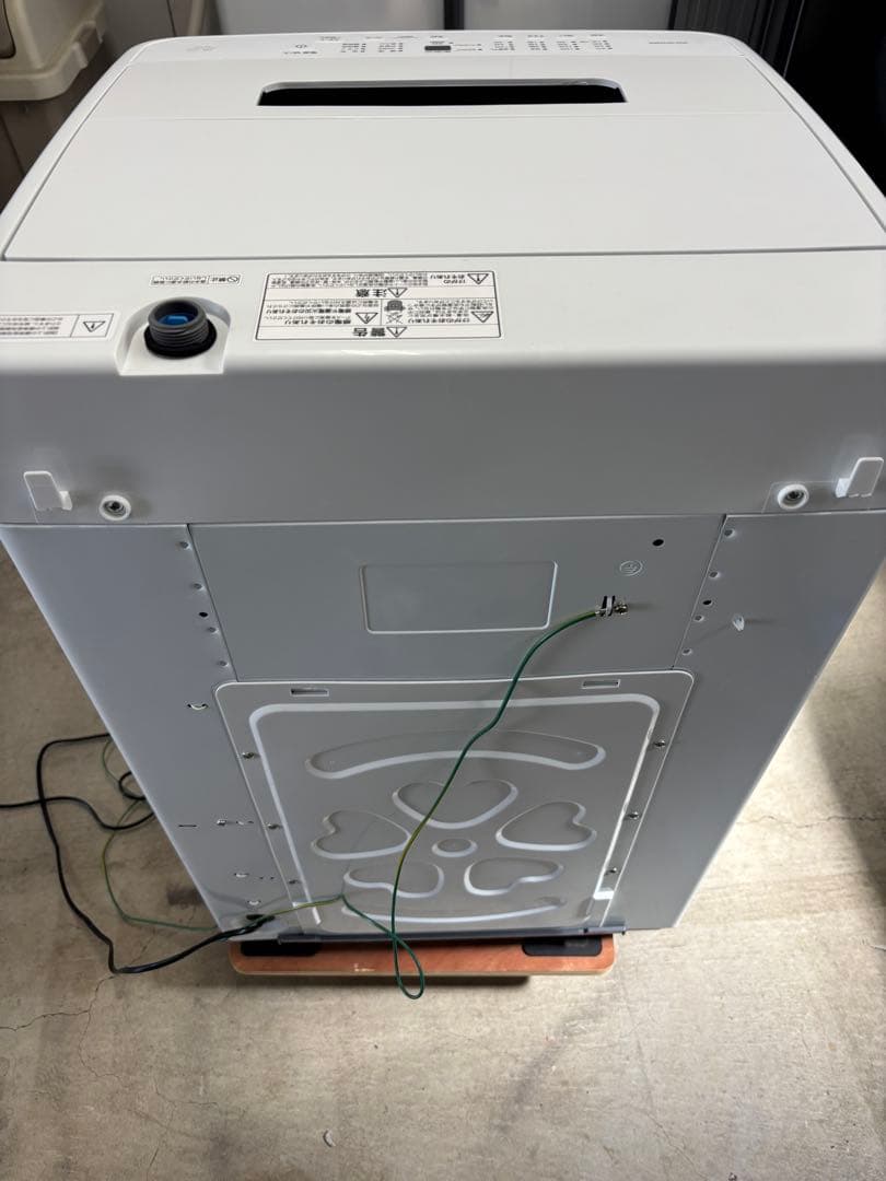 2024年製　アイリスオーヤマ 洗濯機 5.0kg ホワイト IAW-T504