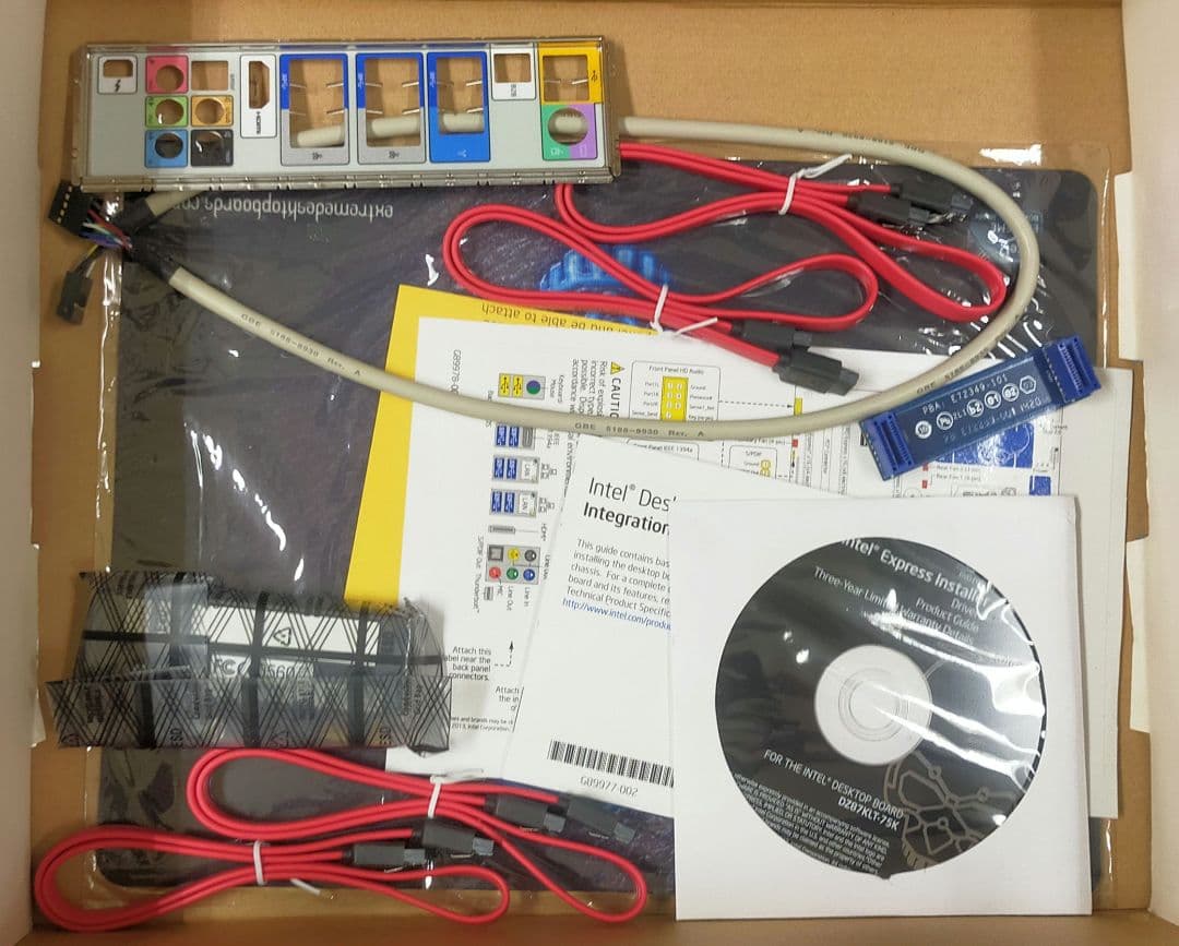 未使用品 Intel D2847P75 M/B ＋ ASUS XONAR DG