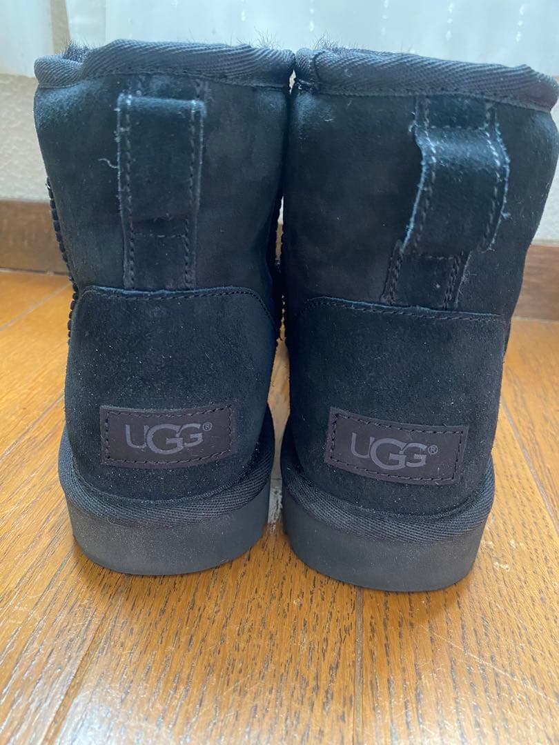 本日限定価格！ほぼ新品！UGG classic mini Ⅱ ブラック　サイズ7