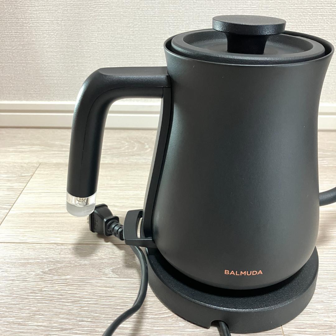美品 BALMUDA バルミューダ The Pot 電気ケトル ブラック 黒
