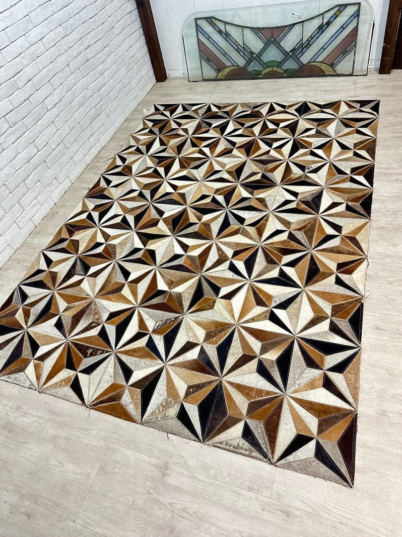 【東京都内23区配送無料】定価17万円　ドイツ製　牛革　絨毯　ラグ　カーペット