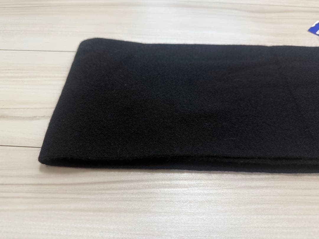 【新品】バーバリー　マフラー　ブラック　ウール70% カシミヤ30%