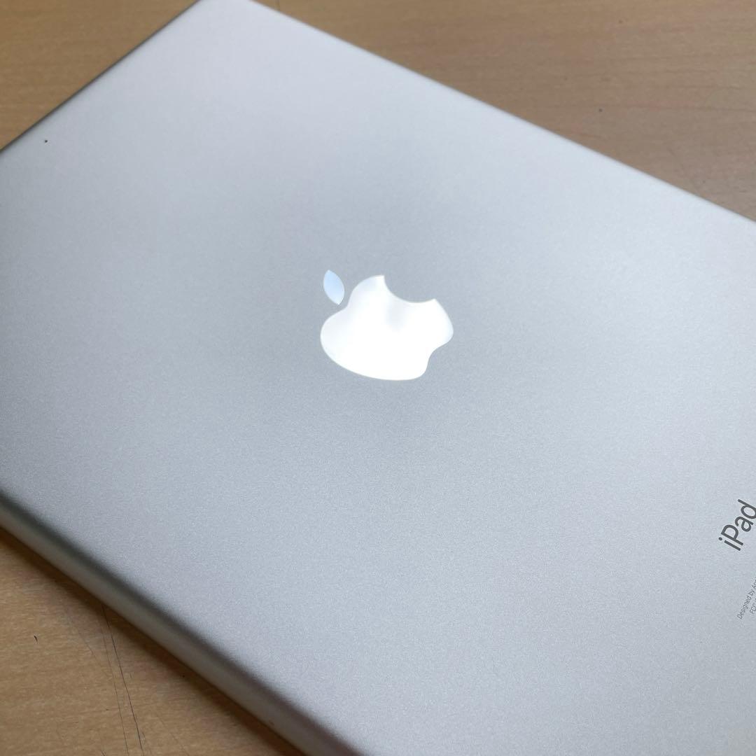 iPad 第6世代　A1893　Wi-Fiモデル　シルバー　32GB 超美品#1