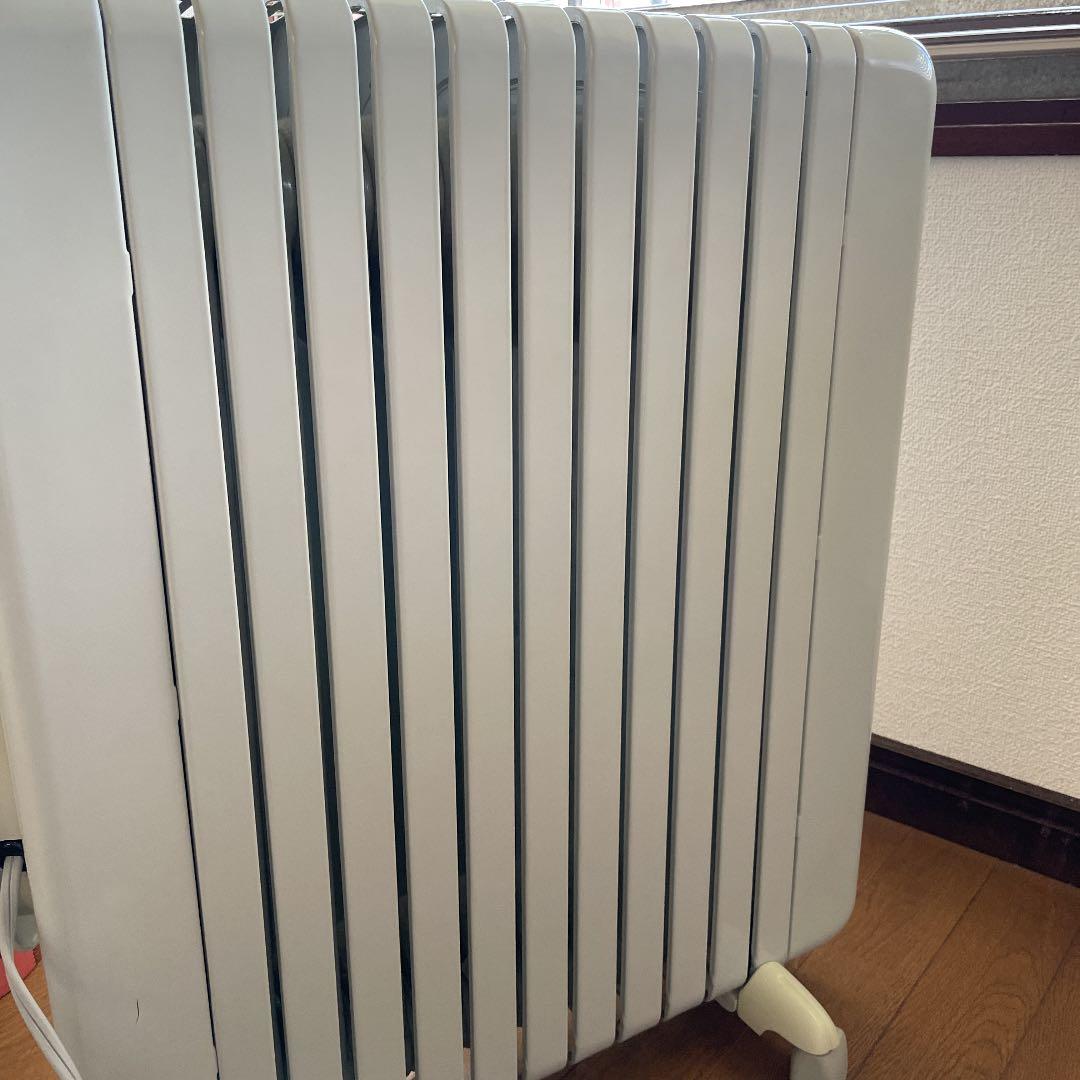 【送料込み】デロンギ社製 オイルヒーター TRS1115EFS