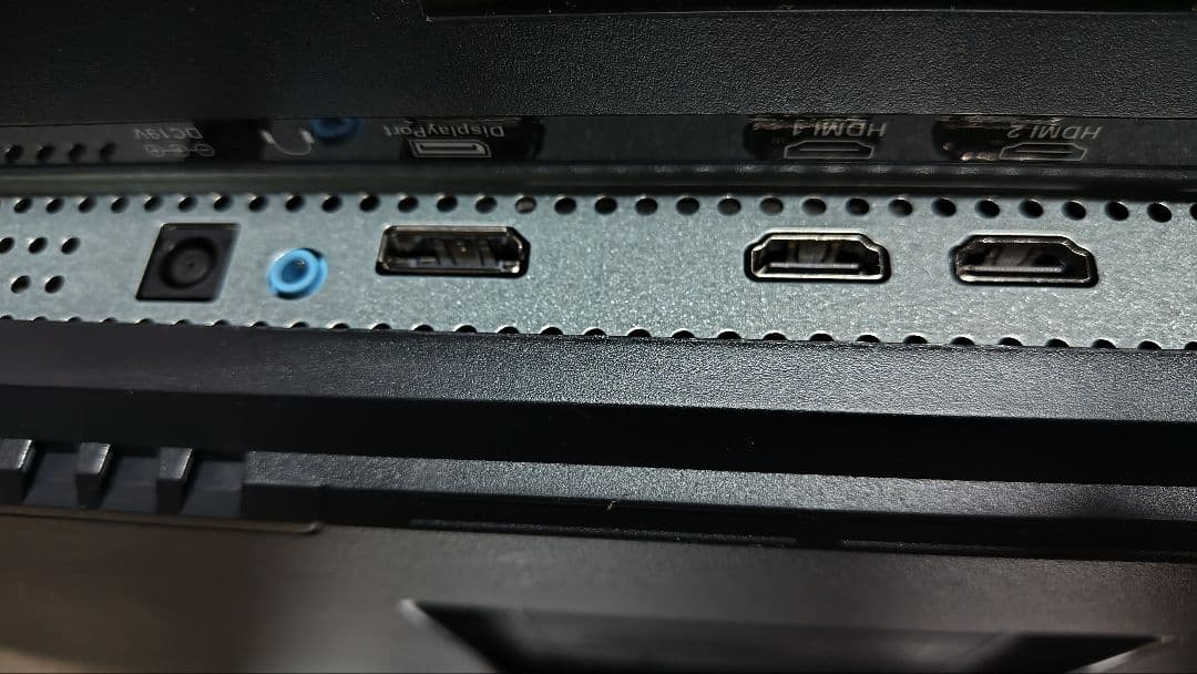 I-O DATA 27インチ miniLED WQHD 180hz モニター