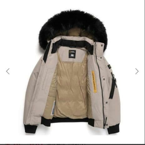 NATIONAL　GEOGRAPHICダウンジャケット