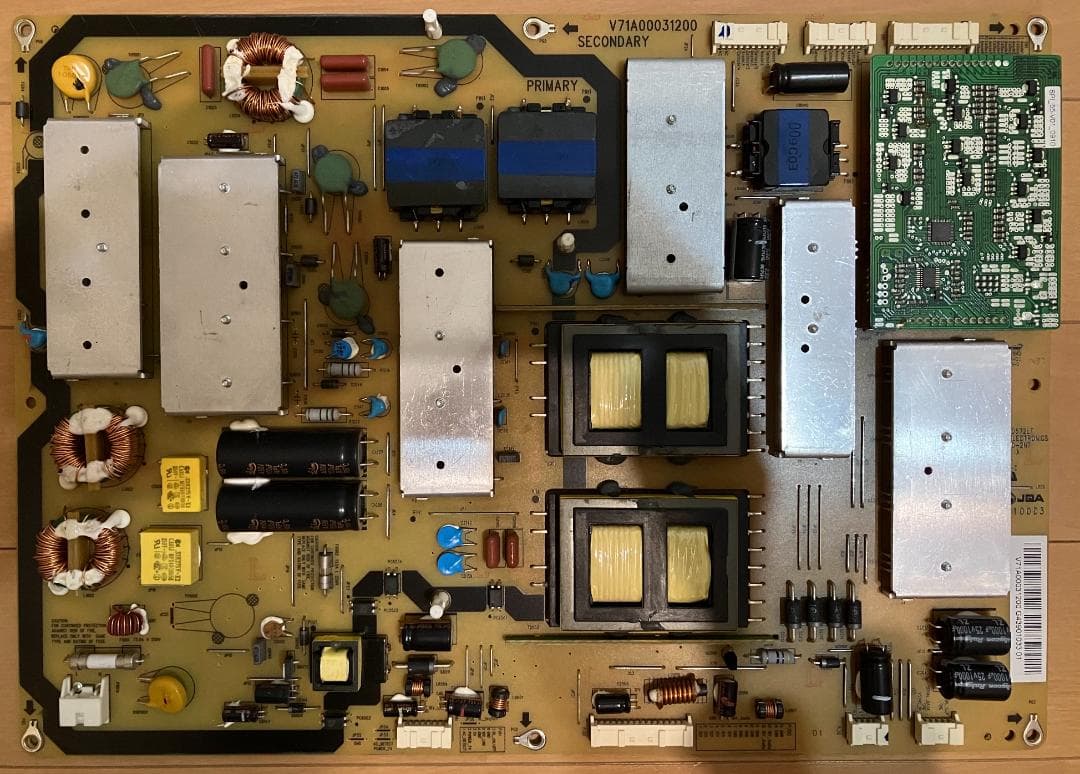 東芝　REGZA　55V型　4K液晶テレビ　基盤一式　55J10X　ジャンク