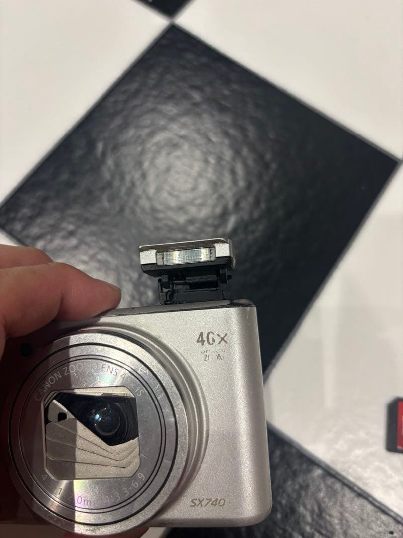 Canon PowerShot SX740 HS 本体　シルバー