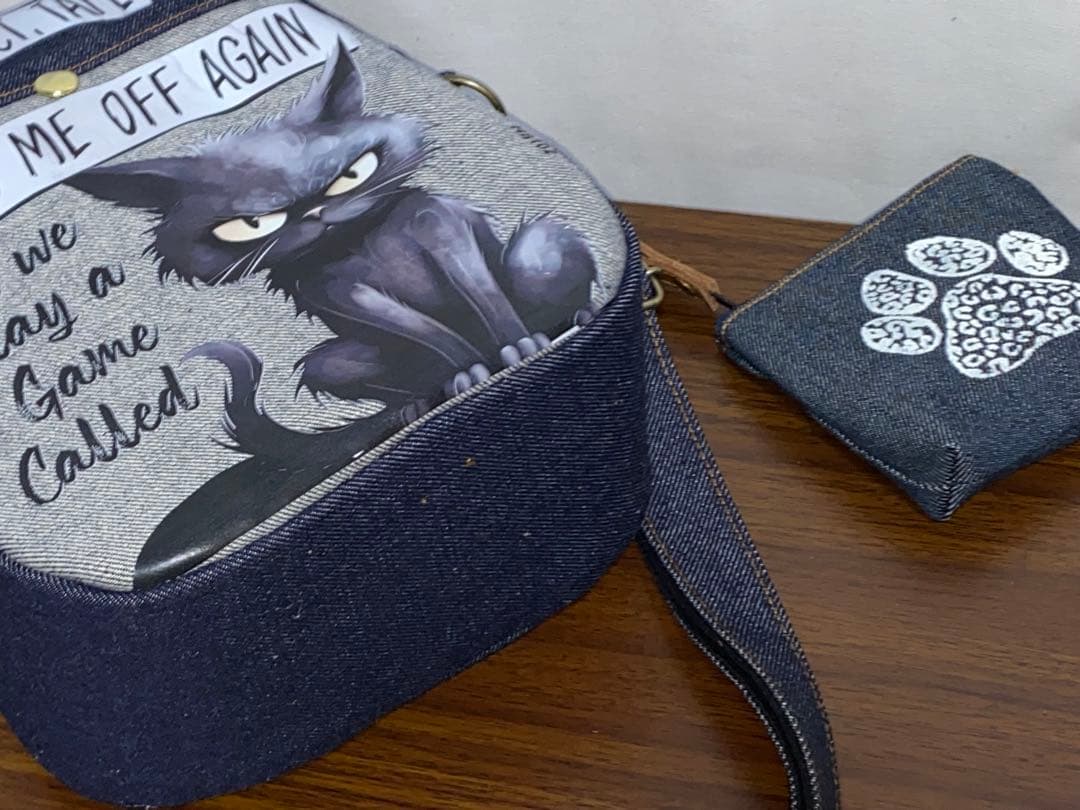 ハンドメイド☆岡山デニム♪ステンシル☆黒ネコ♪悪ネコ☆ショルダーバッグ