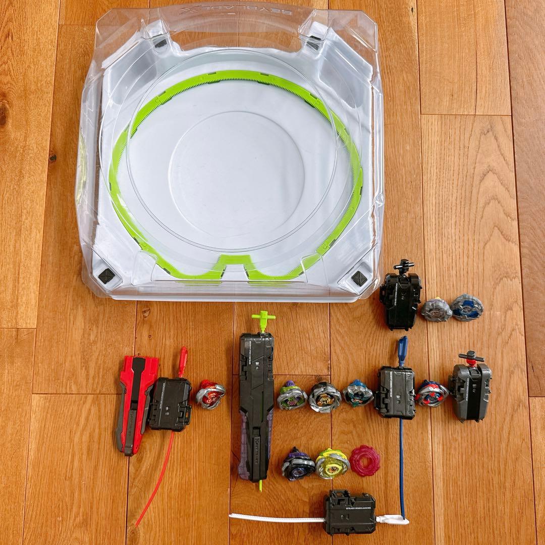 【美品】ベイブレードXまとめ売り