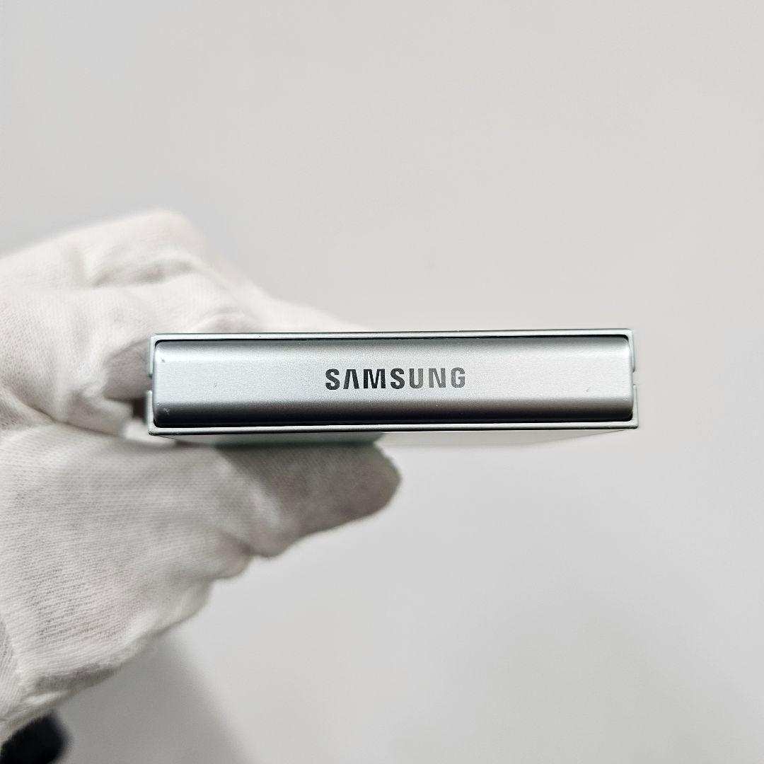 Galaxy Z FLIP6 256GB ミントー SIMフリー