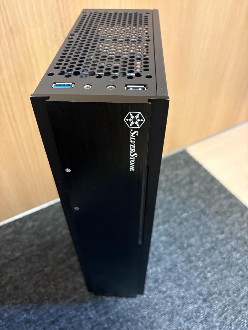 静音横置PC[Core i3-8350K / 16GB / 500GB]