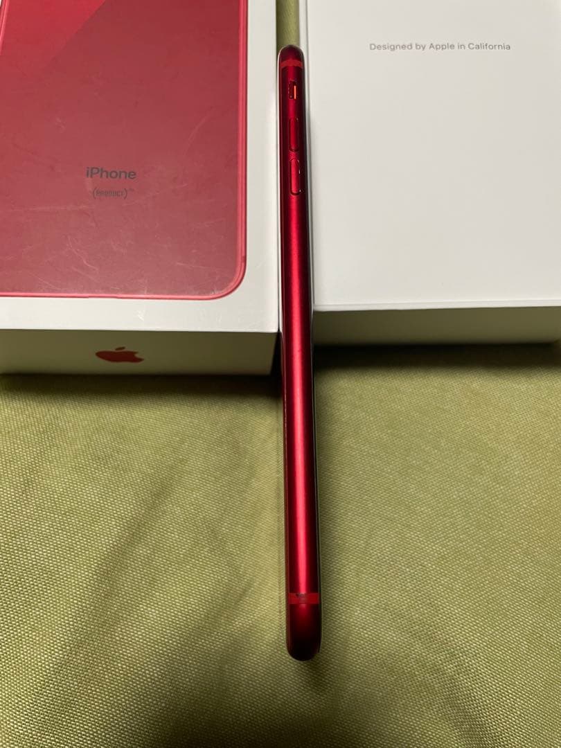 Apple iPhone 8 Plus (赤) 箱付き
