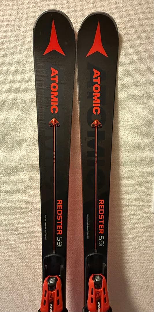 Atomic Redster S9 スキー板