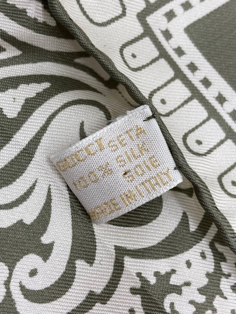 GUCCI シルク ペイズリー柄 ストール