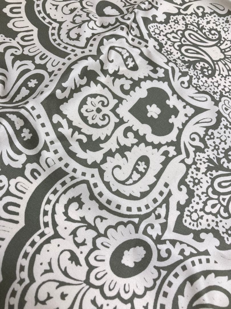 GUCCI シルク ペイズリー柄 ストール